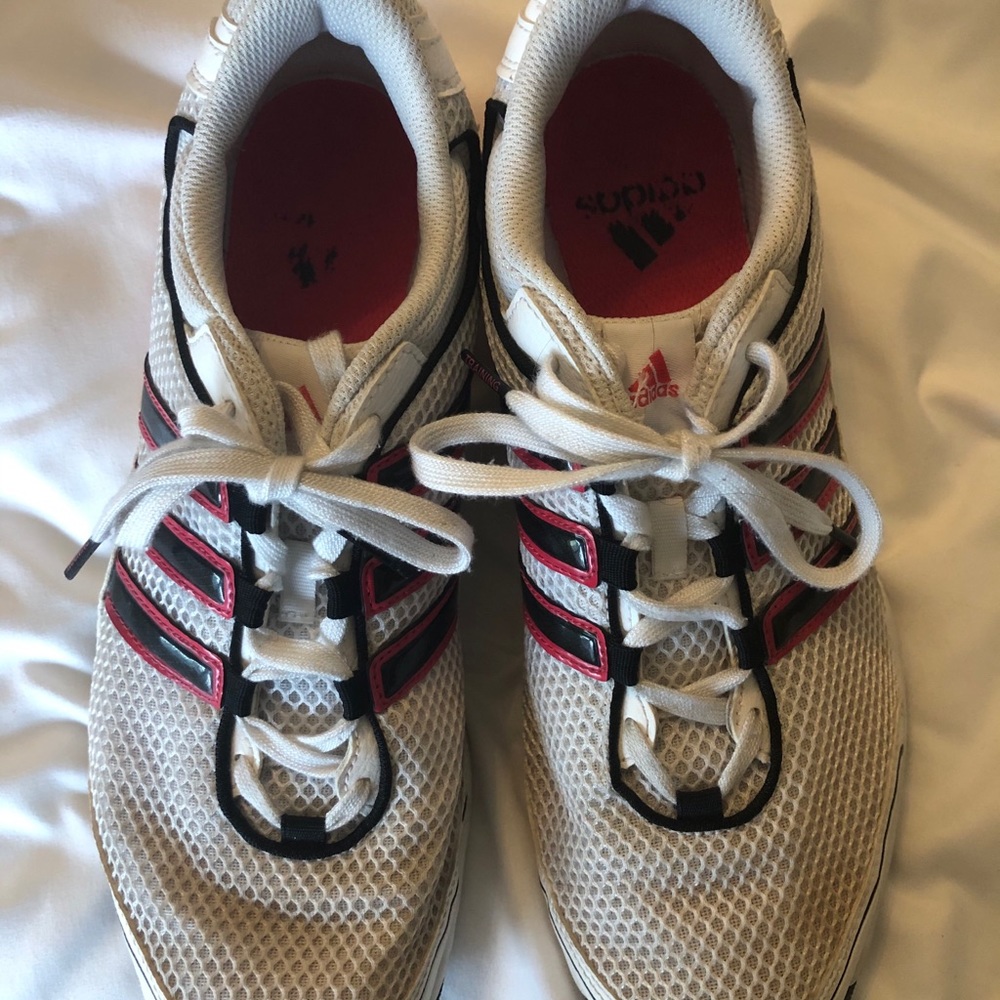 Adidas Tennis Shoes - Picture 3 of 7